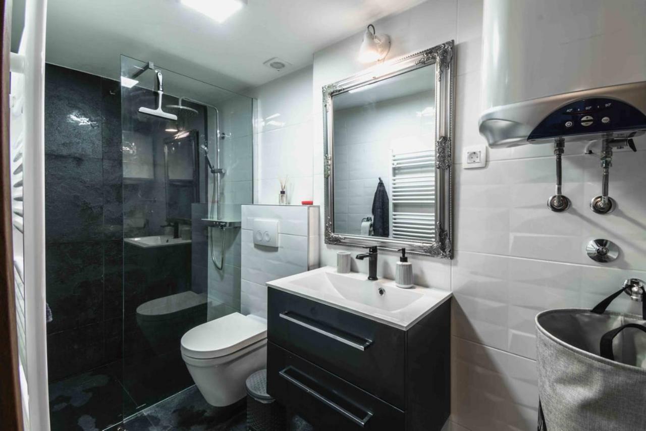Bacrizza Gallery Apartment 希贝尼克 外观 照片