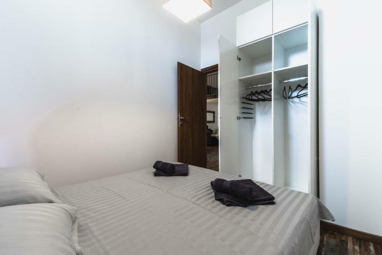 Bacrizza Gallery Apartment 希贝尼克 外观 照片