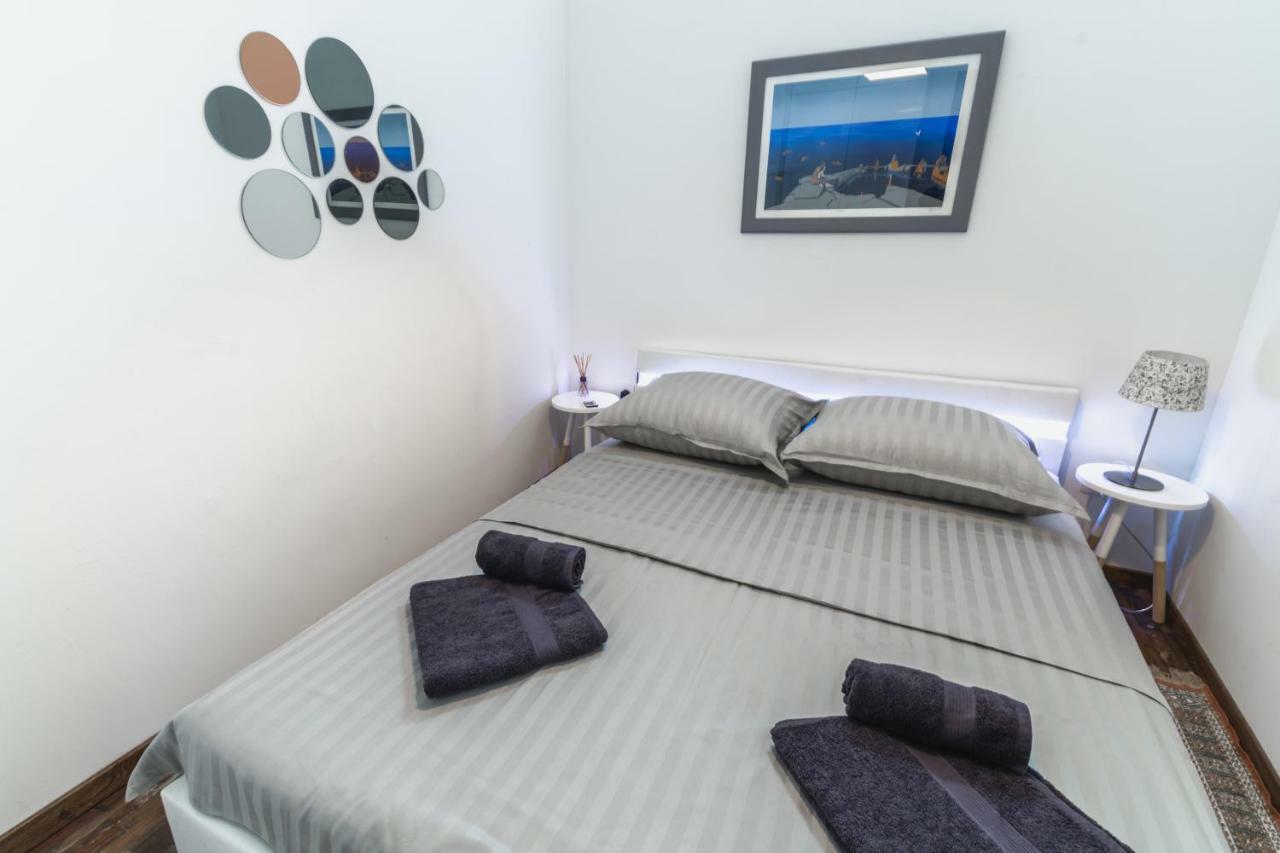 Bacrizza Gallery Apartment 希贝尼克 外观 照片